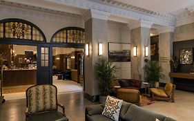 Victoria Hotel Toronto 3*